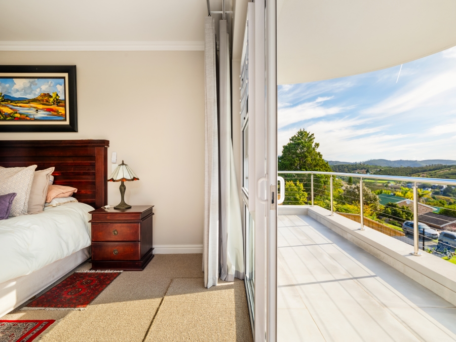 4 Bedroom Property for Sale in Knysna Heights Western Cape